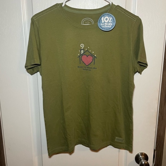 Life Is Good Tops - Life Is Good‎ Home Is Where The Heart Is Green T Shirt Size Small NWT